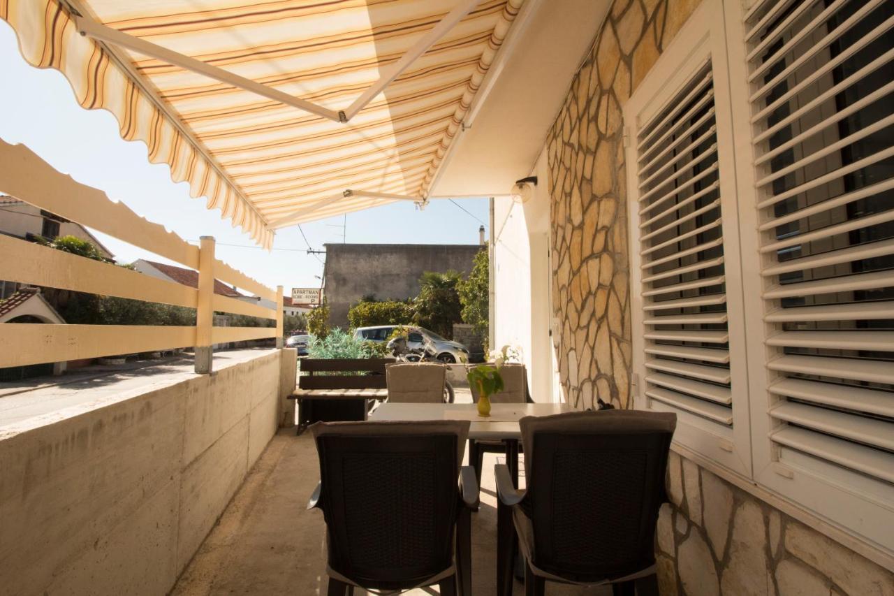 Apartmani Ana Juricev Vodice Exterior photo