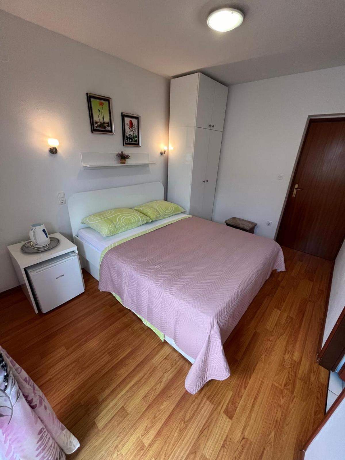 Apartmani Ana Juricev Vodice Exterior photo