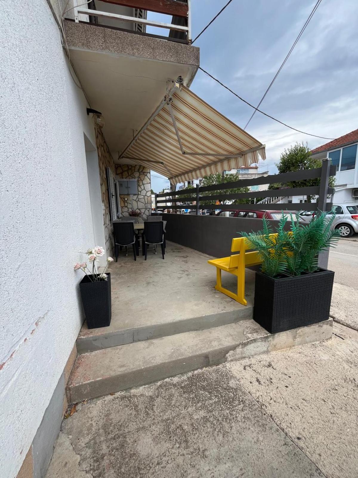 Apartmani Ana Juricev Vodice Exterior photo